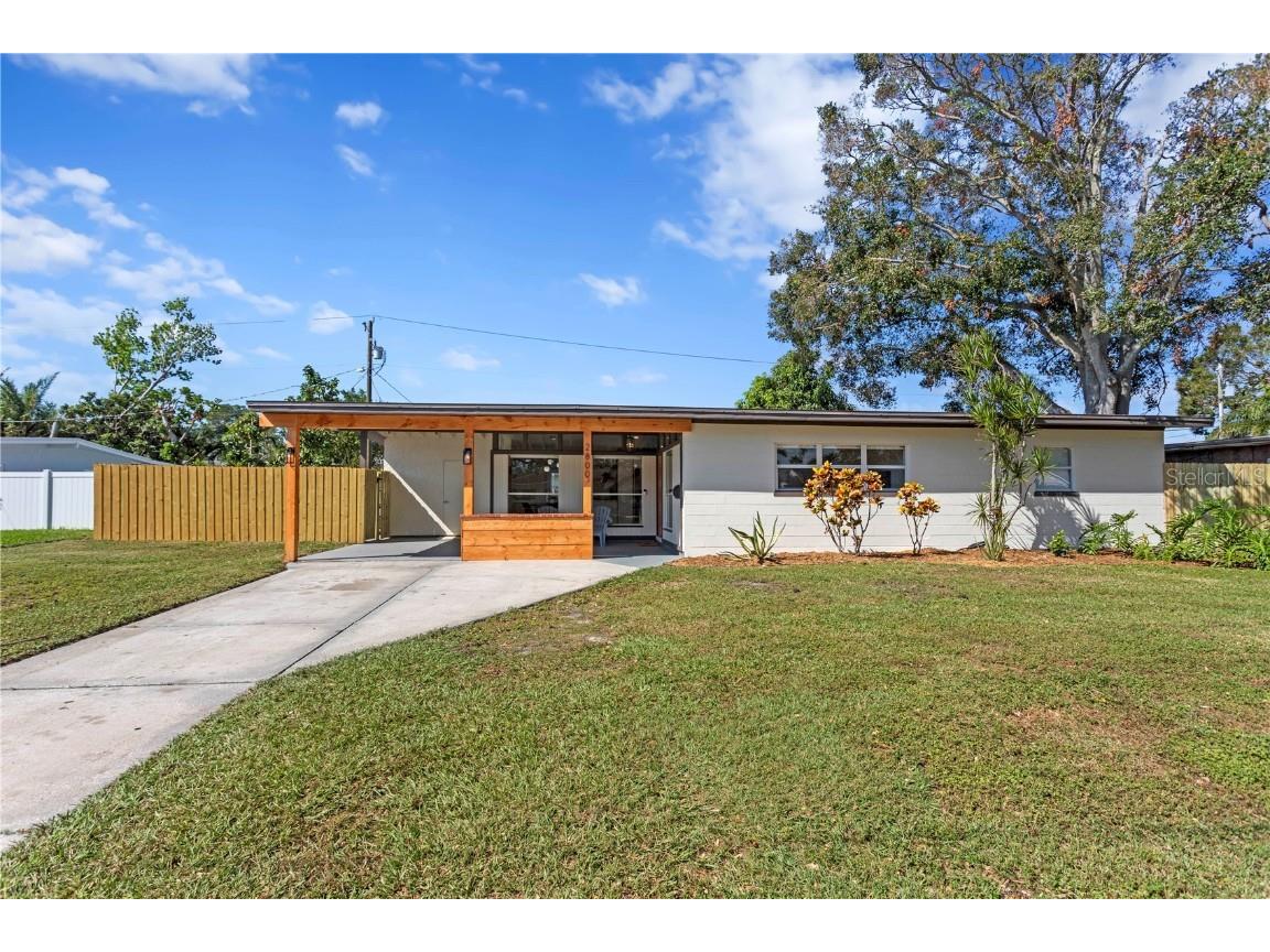 2800 66th Way N Saint Petersburg FL 33710 TB8316428 image1