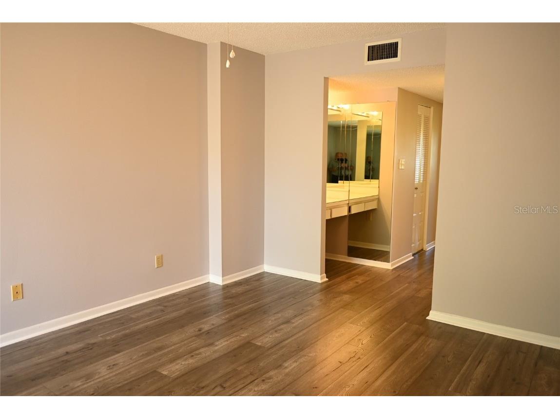 2800 Cove Cay Drive #5D Clearwater FL 33760 TB8413766 image6