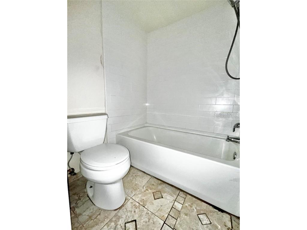 2800 Dartmouth Avenue N Saint Petersburg FL 33713 TB8368376 image18