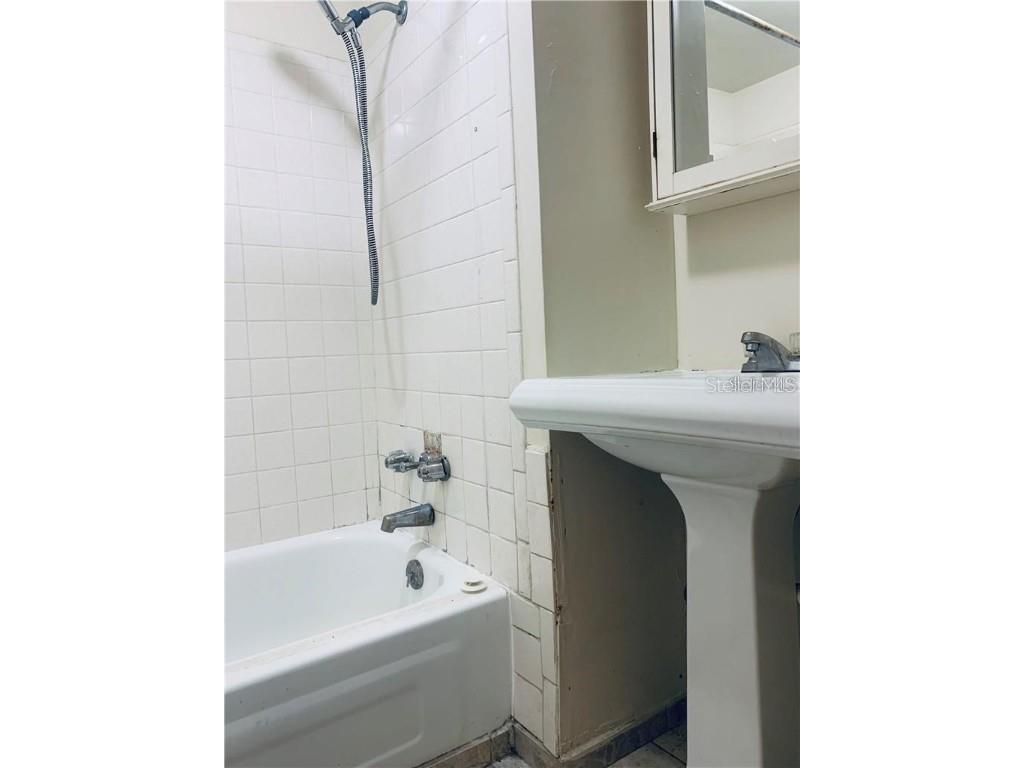 2800 Dartmouth Avenue N Saint Petersburg FL 33713 TB8368376 image20