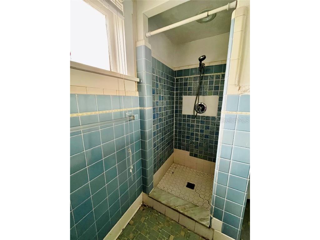 2800 Dartmouth Avenue N Saint Petersburg FL 33713 TB8368376 image35