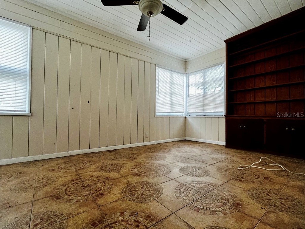 2800 Dartmouth Avenue N Saint Petersburg FL 33713 TB8368376 image8