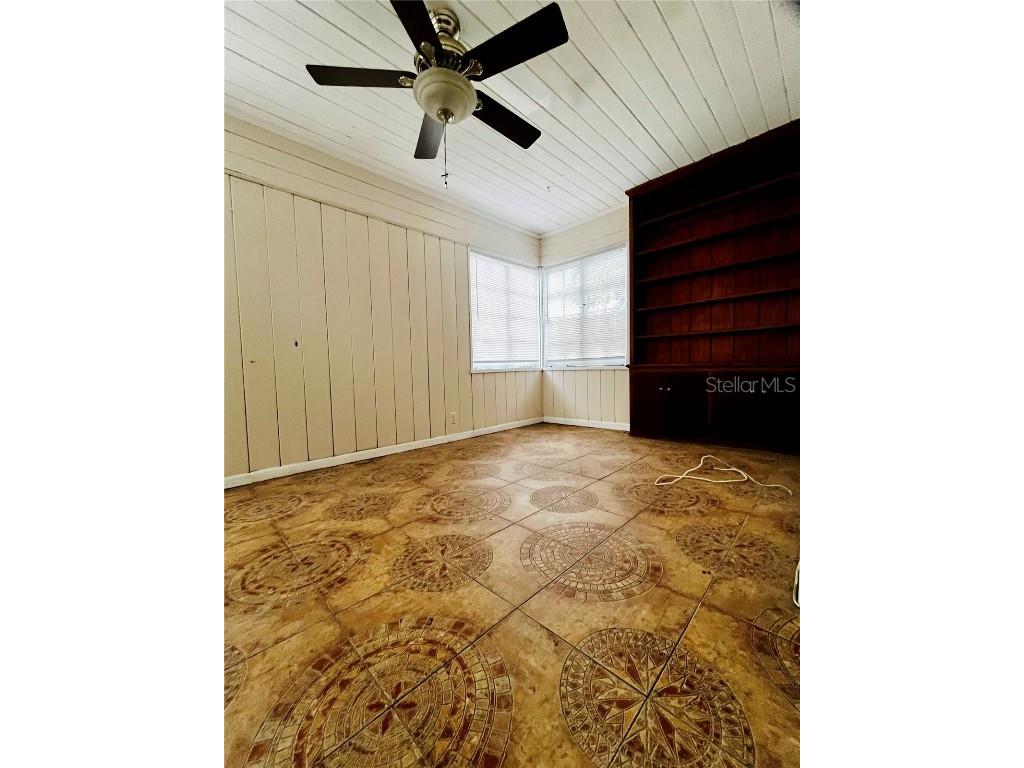 2800 Dartmouth Avenue N Saint Petersburg FL 33713 TB8368376 image9