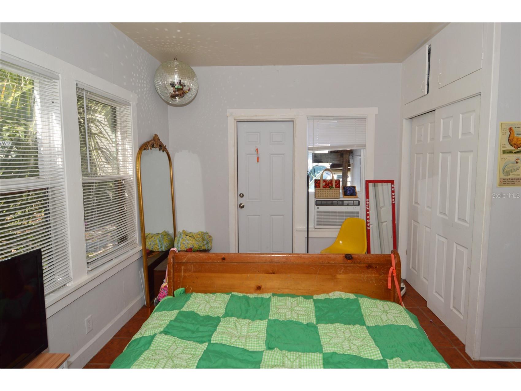 2800 Dartmouth Avenue N Saint Petersburg FL 33713 TB8493762 image15