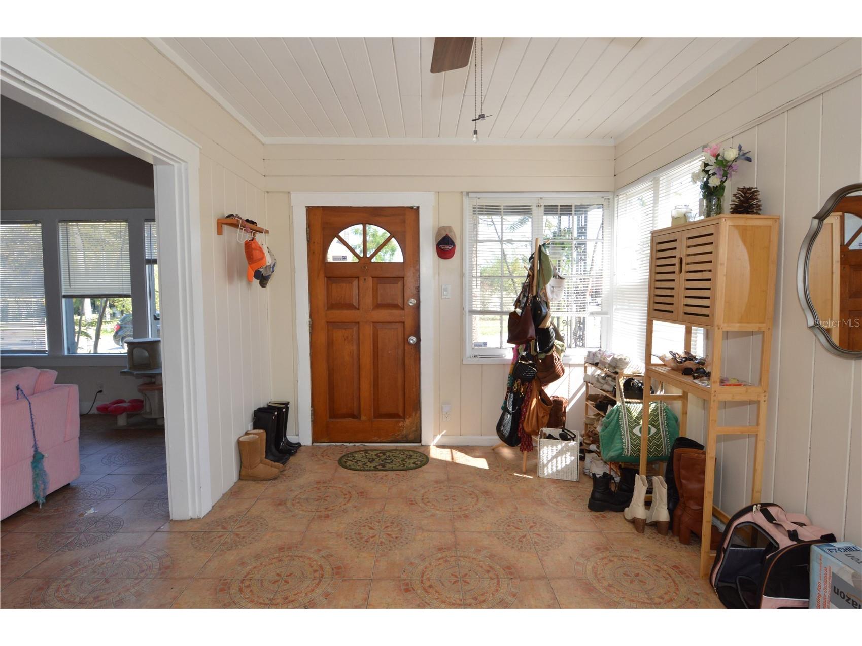 2800 Dartmouth Avenue N Saint Petersburg FL 33713 TB8493762 image80