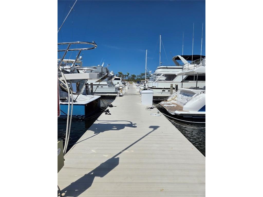 2800 Harbourside Drive Drive #D-19 D-20 Longboat Key FL 34228 - SARASOTA BAY A4646560 image26