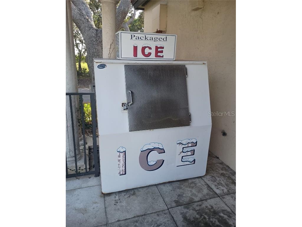 2800 Harbourside Drive #E-03 Longboat Key FL 34228 A4673211 image8