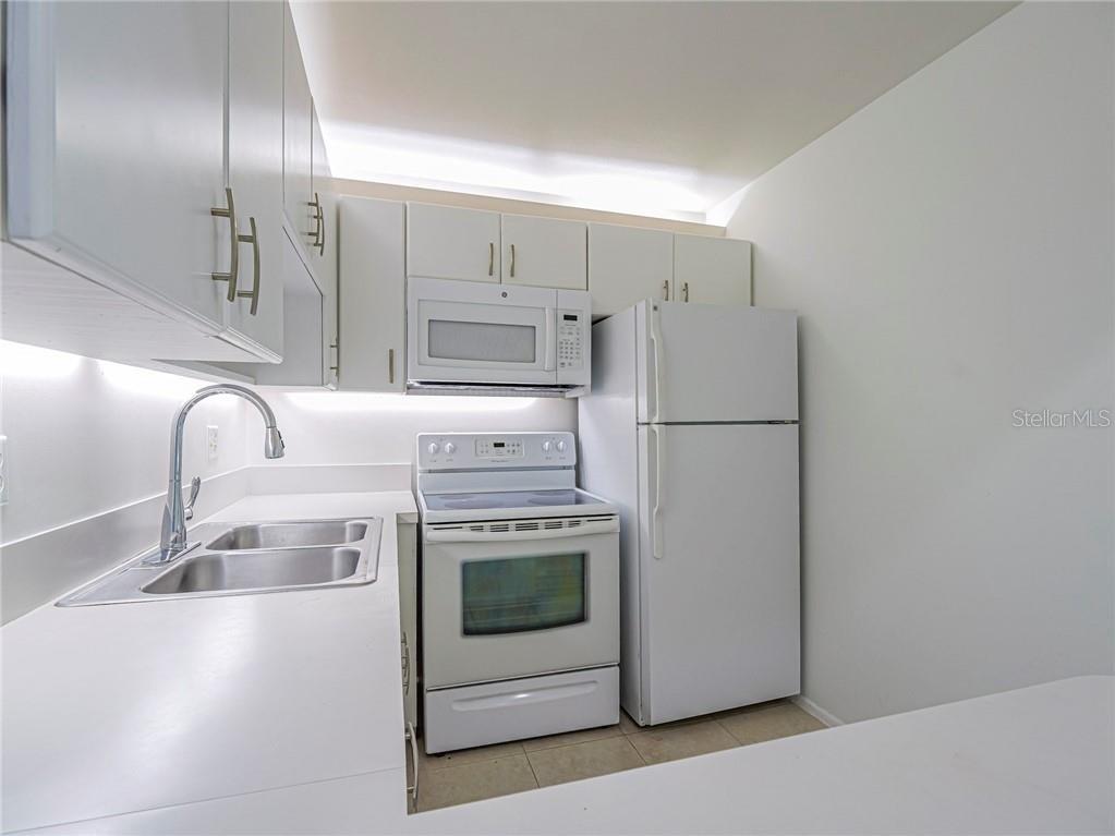 2800 Indian River Boulevard #L-2 Vero Beach FL 32960 T3532165 image12