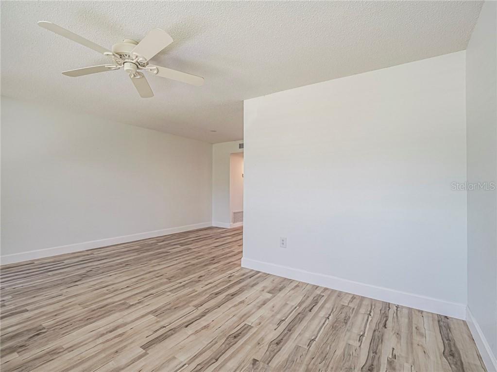 2800 Indian River Boulevard #L-2 Vero Beach FL 32960 T3532165 image13