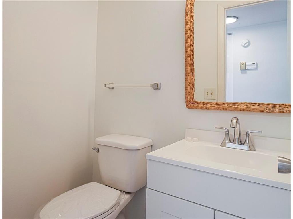 2800 Indian River Boulevard #L-2 Vero Beach FL 32960 T3532165 image18