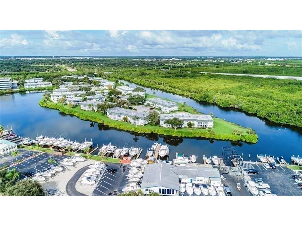 2800 Indian River Boulevard #L-2 Vero Beach FL 32960 T3532165 image5