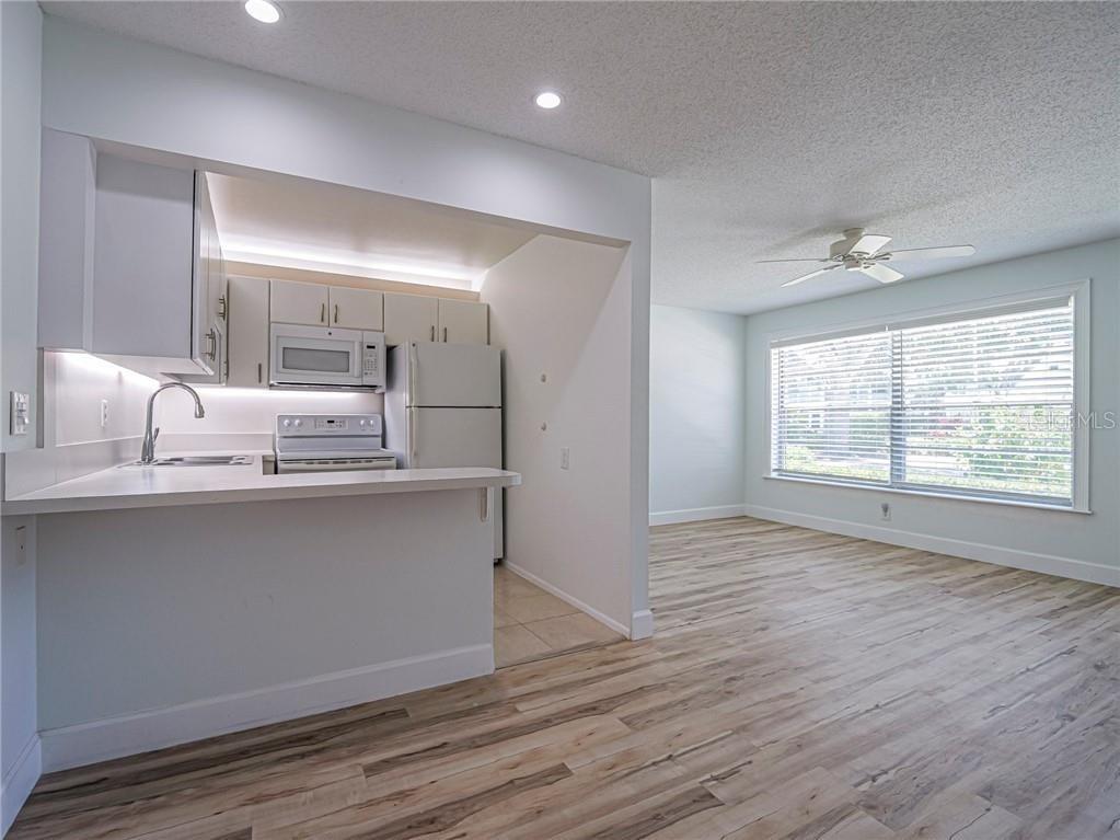 2800 Indian River Boulevard #L-2 Vero Beach FL 32960 T3532165 image8