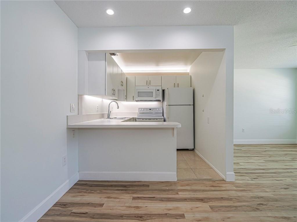 2800 Indian River Boulevard #L-2 Vero Beach FL 32960 T3532165 image9