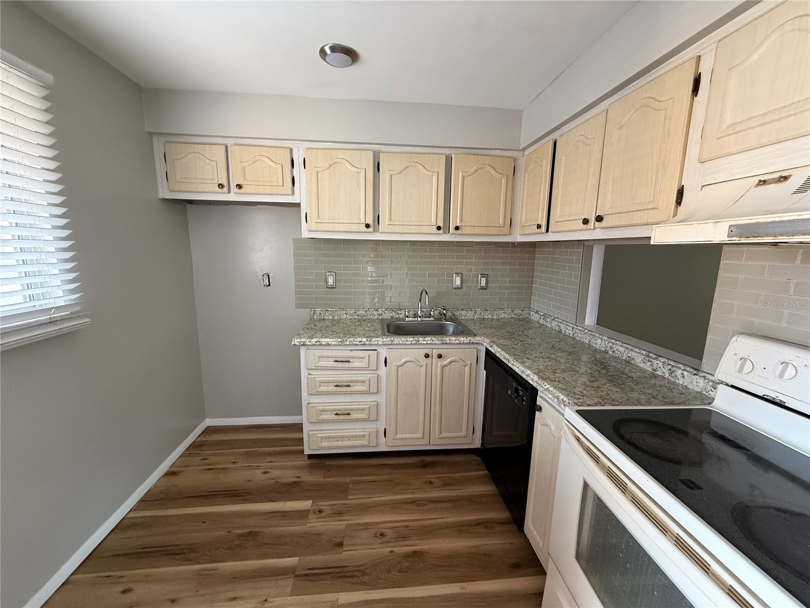 2800 N Powers Drive #9 Orlando FL 32818 O6397365 image11