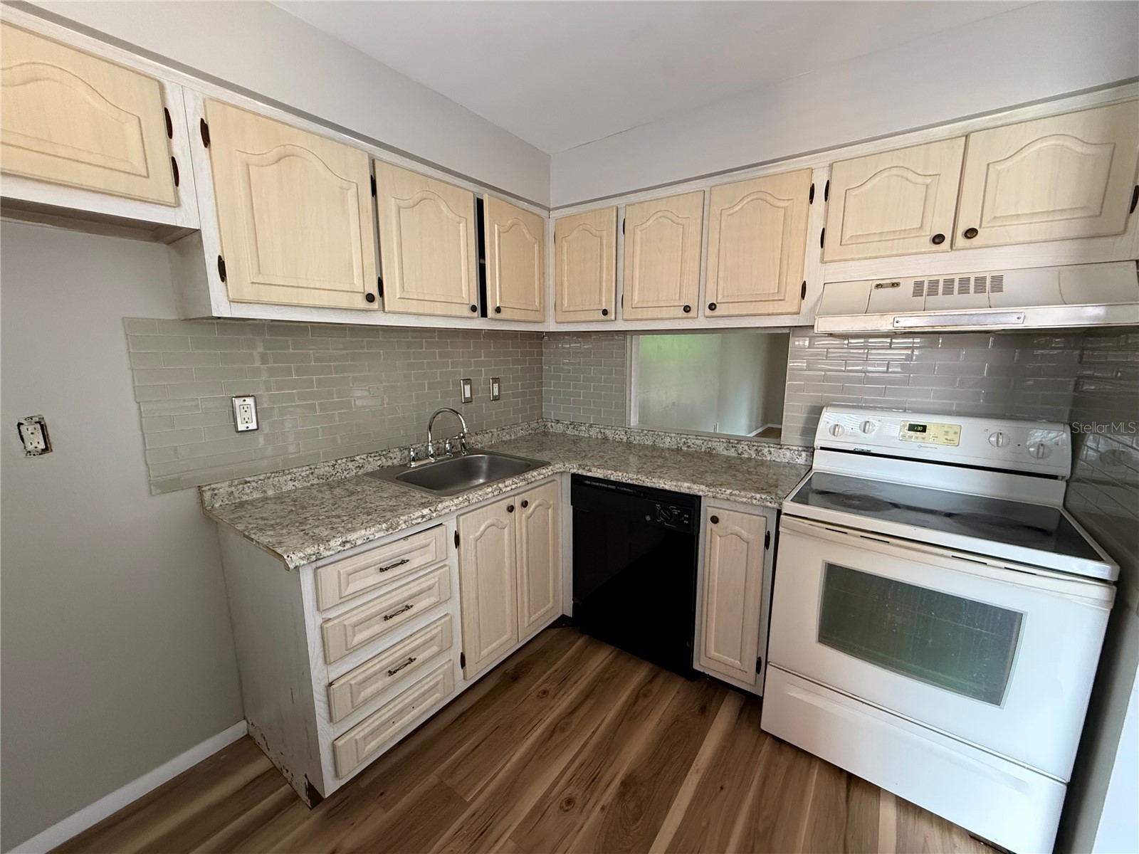 2800 N Powers Drive #9 Orlando FL 32818 O6397365 image12