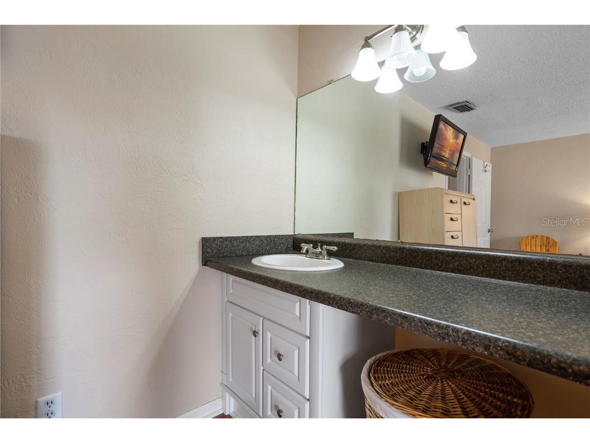 2800 Ocean Shore Boulevard #9 Ormond Beach FL 32176 V4944746 image32