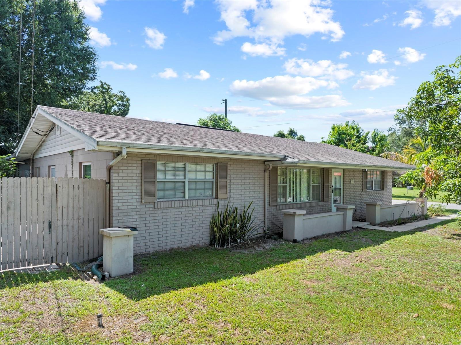 2800 Sunset Drive NW Winter Haven FL 33881 P4935252 image1