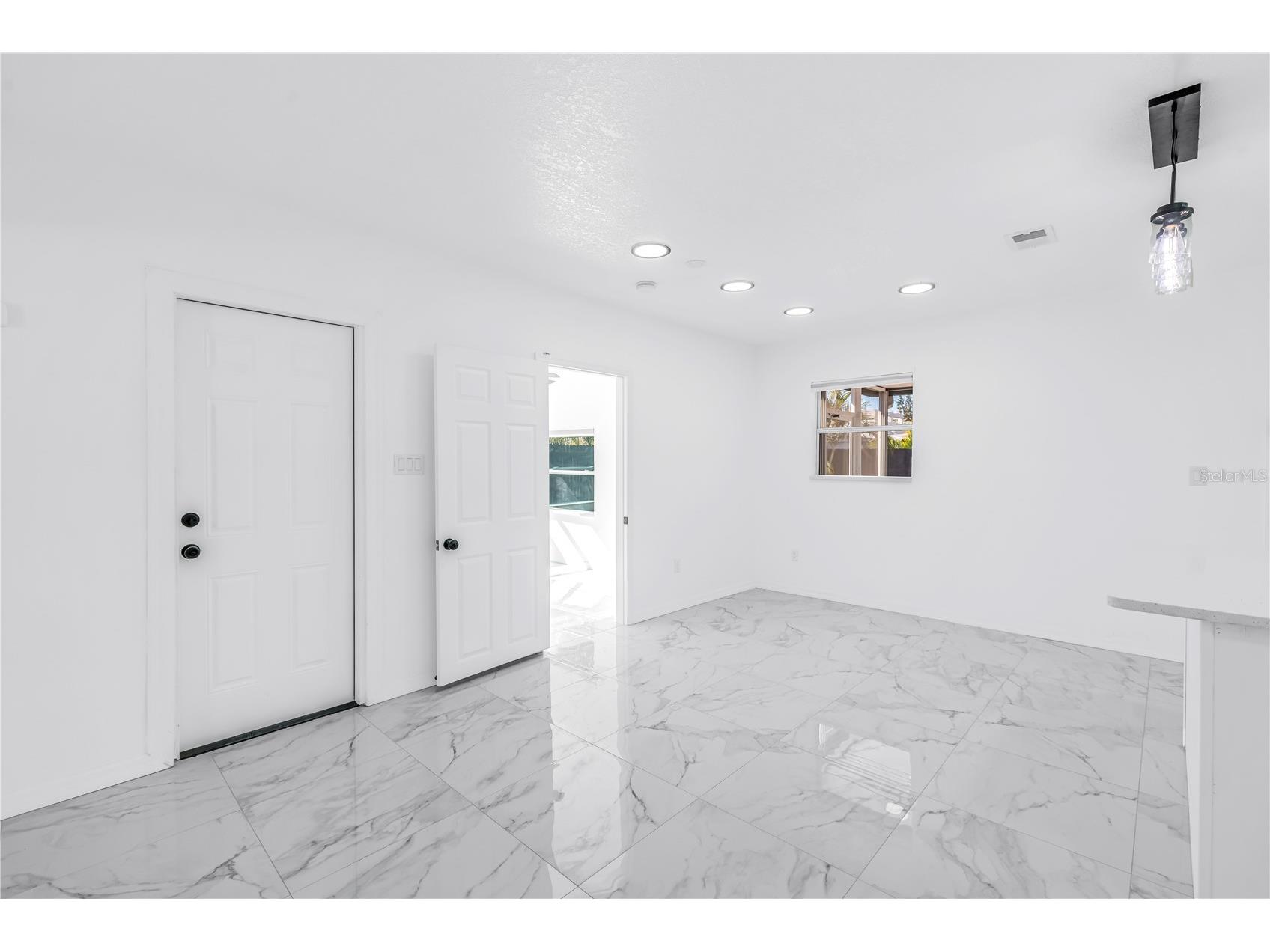 2801 45th Street S Gulfport FL 33711 O6353062 image31