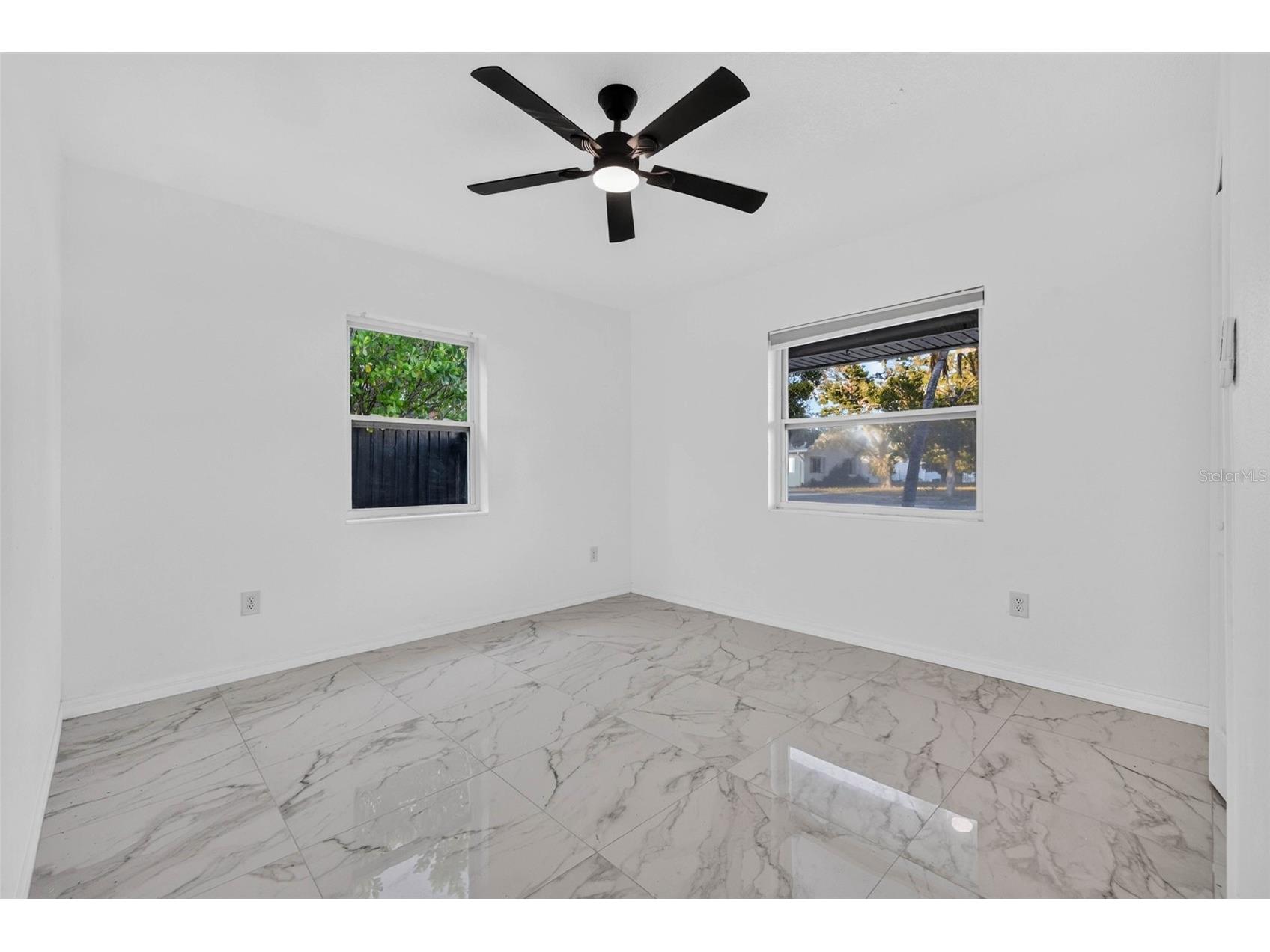 2801 45th Street S Saint Petersburg FL 33711 TB8522849 image15