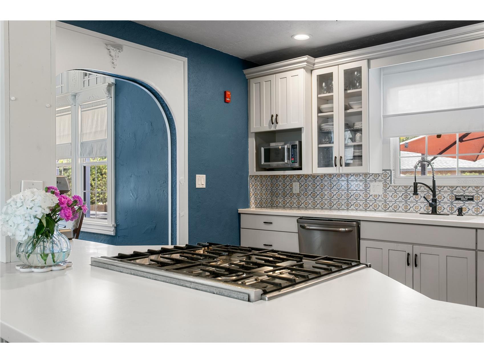 2801 7th Avenue N Saint Petersburg FL 33713 TB8522229 image16