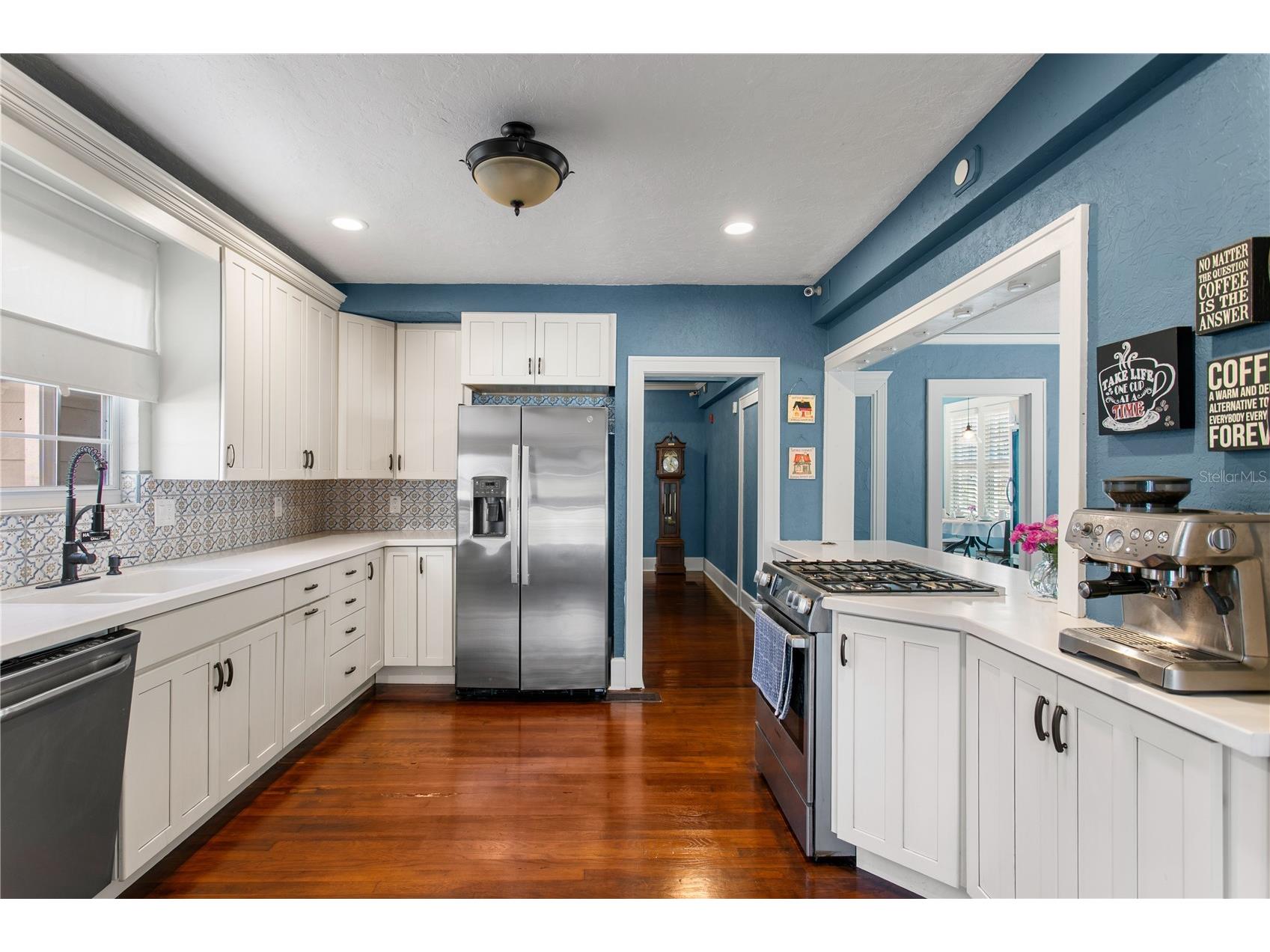 2801 7th Avenue N Saint Petersburg FL 33713 TB8522229 image17