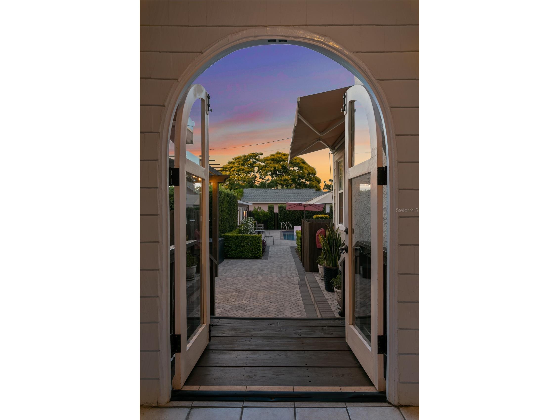 2801 7th Avenue N Saint Petersburg FL 33713 TB8522229 image2