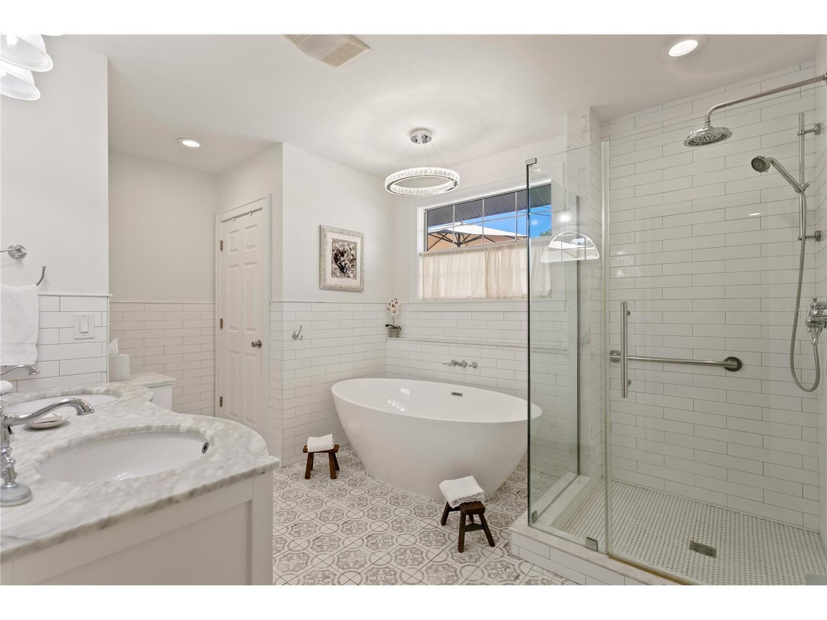 2801 7th Avenue N Saint Petersburg FL 33713 TB8522229 image25