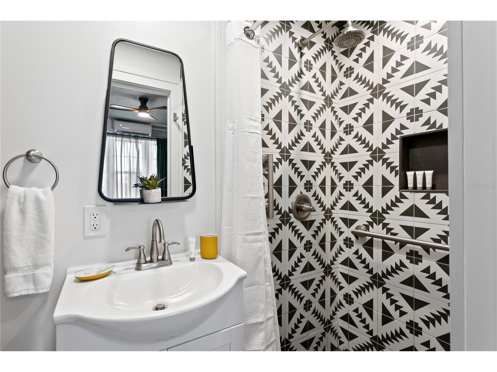 2801 7th Avenue N Saint Petersburg FL 33713 TB8522229 image28