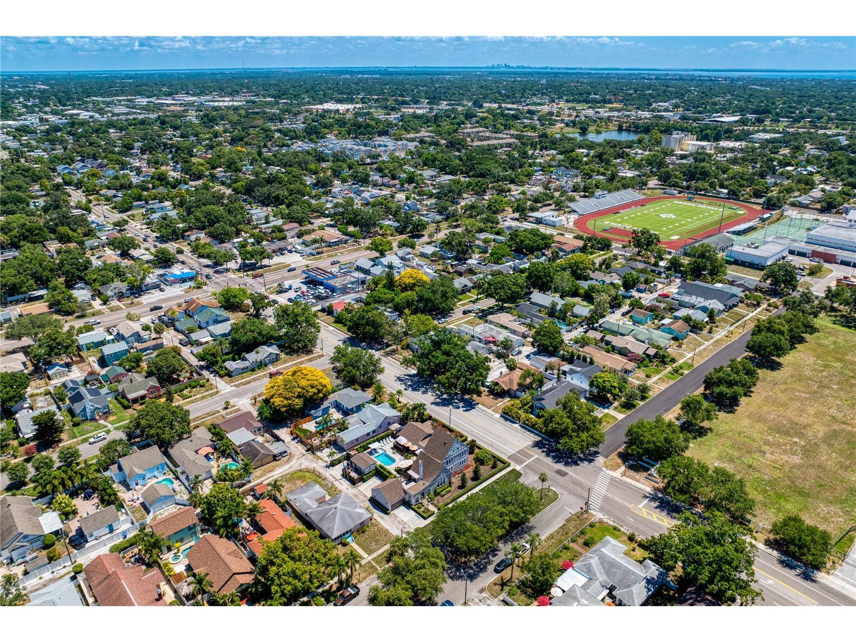 2801 7th Avenue N Saint Petersburg FL 33713 TB8522229 image47