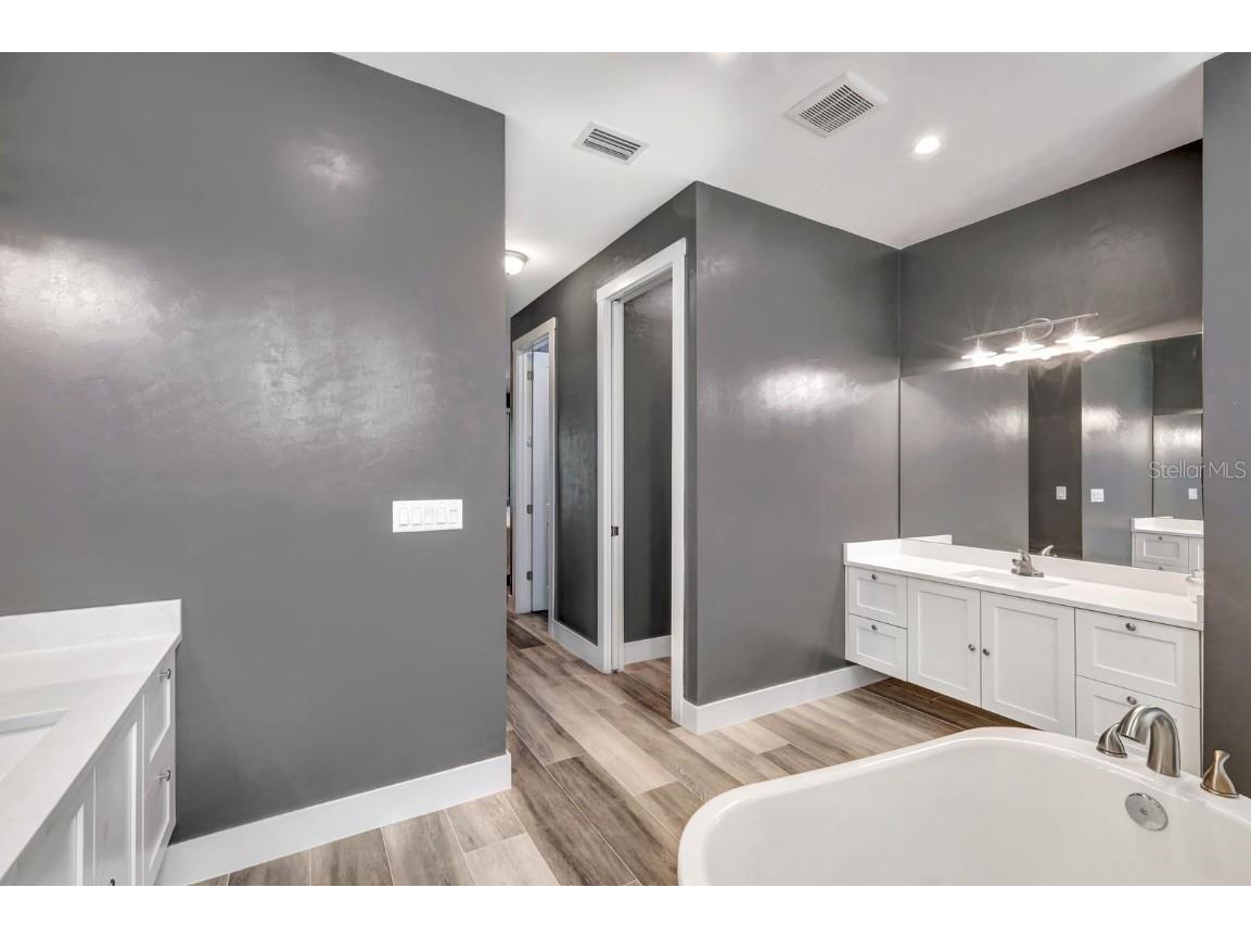 2801 NW 15th Street Cape Coral FL 33993 TB8451298 image18