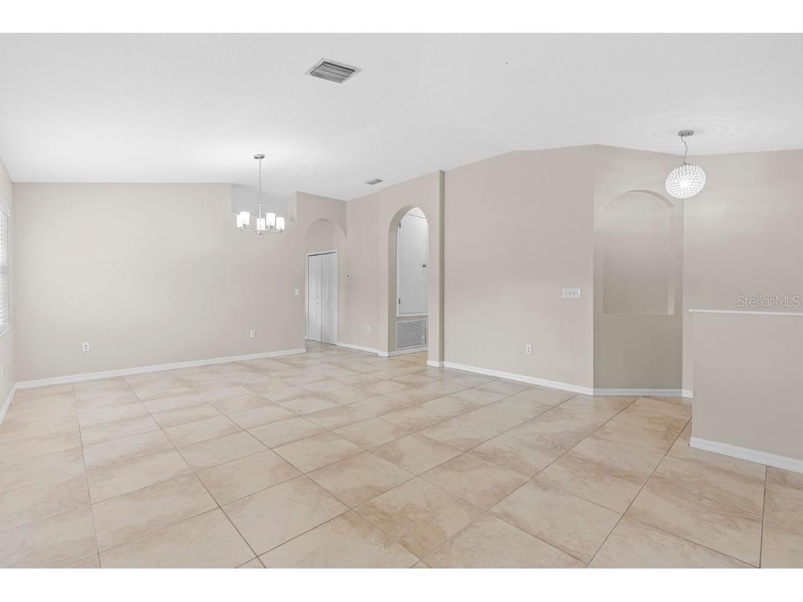 2801 Queen Alberta Drive Valrico FL 33596 TB8440305 image20