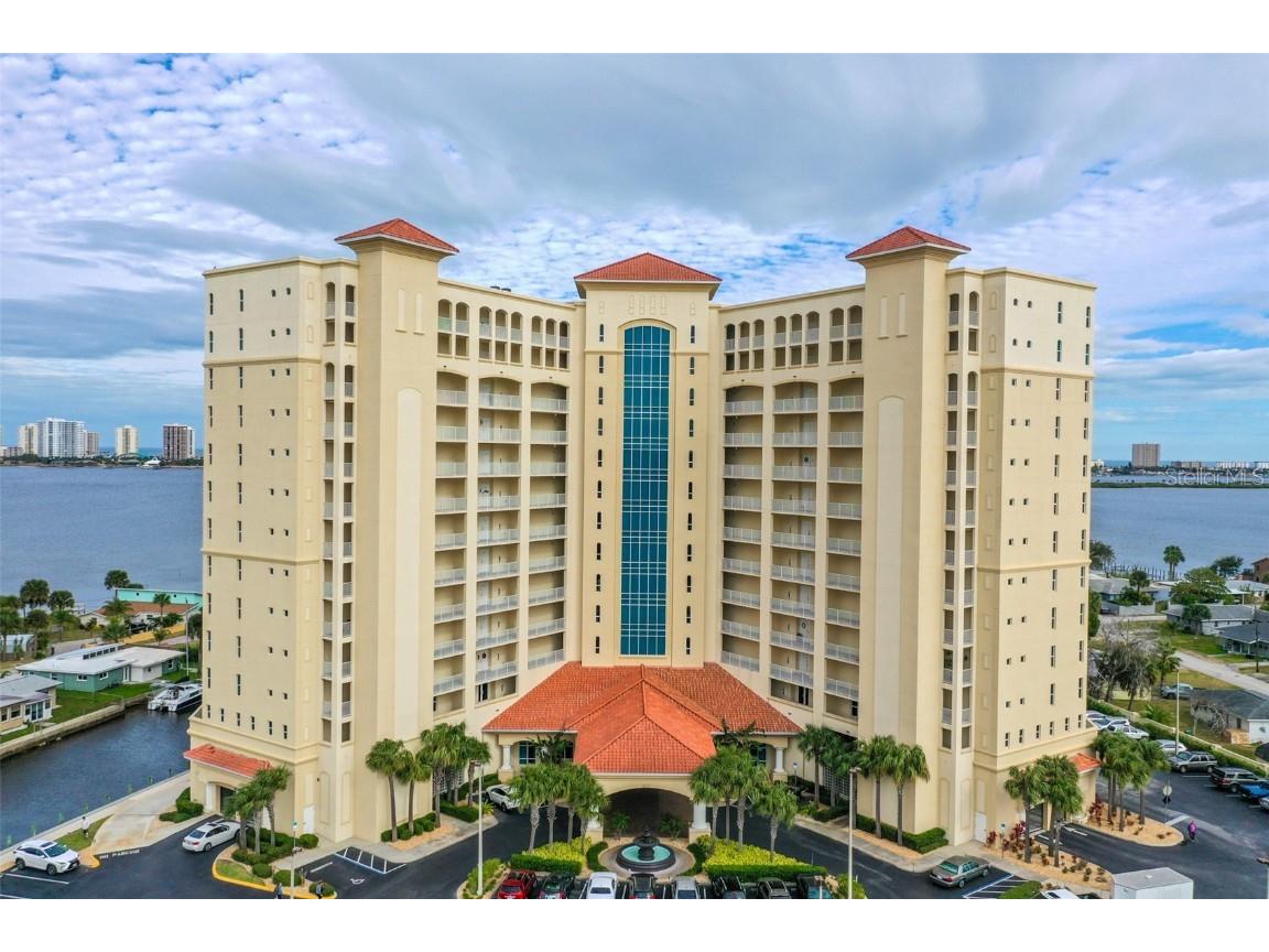 2801 S Ridgewood Avenue #311 South Daytona FL 32119 V4933583 image1