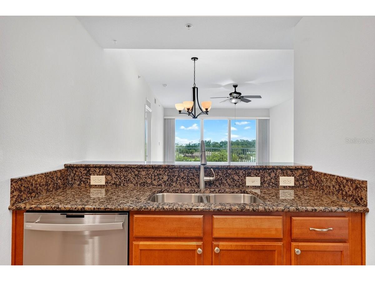 2801 S Ridgewood Avenue #504 South Daytona FL 32119 V4950391 image48