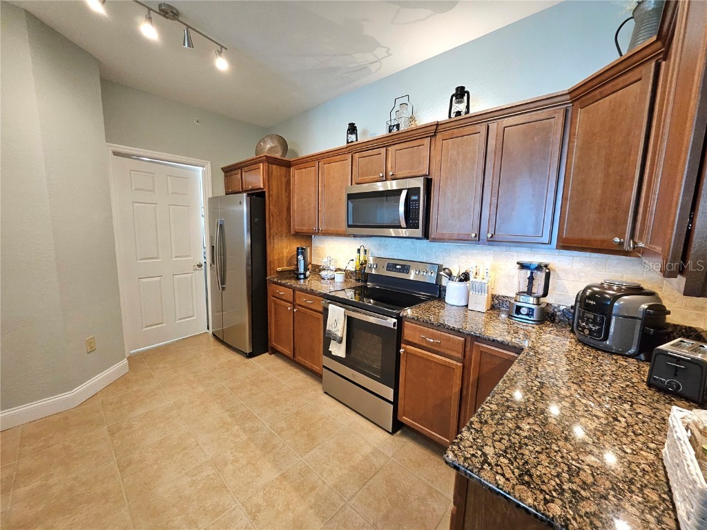 2801 S Ridgewood Avenue #512 South Daytona FL 32119 - HALIFAX RIVER NS1084439 image7