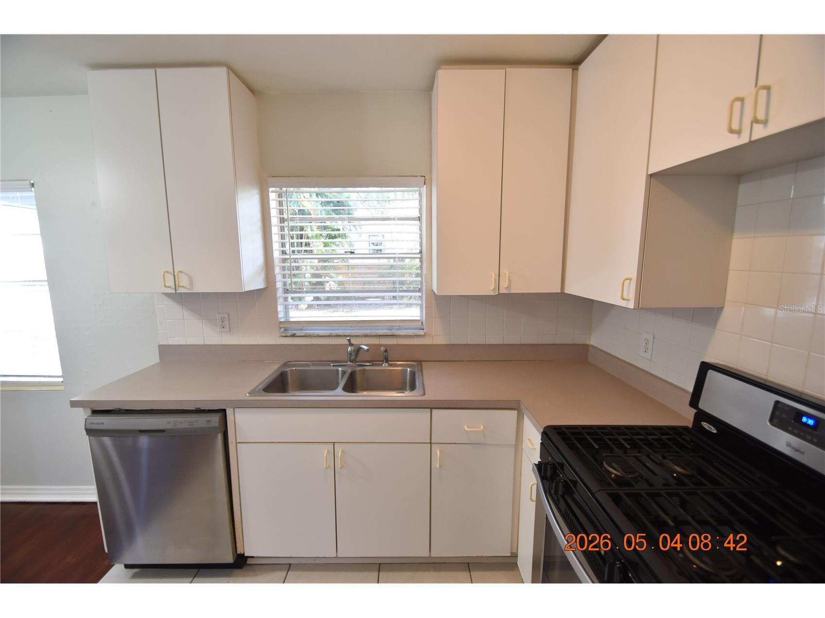 2801 Sanders Drive Tampa FL 33611 TB8504034 image16