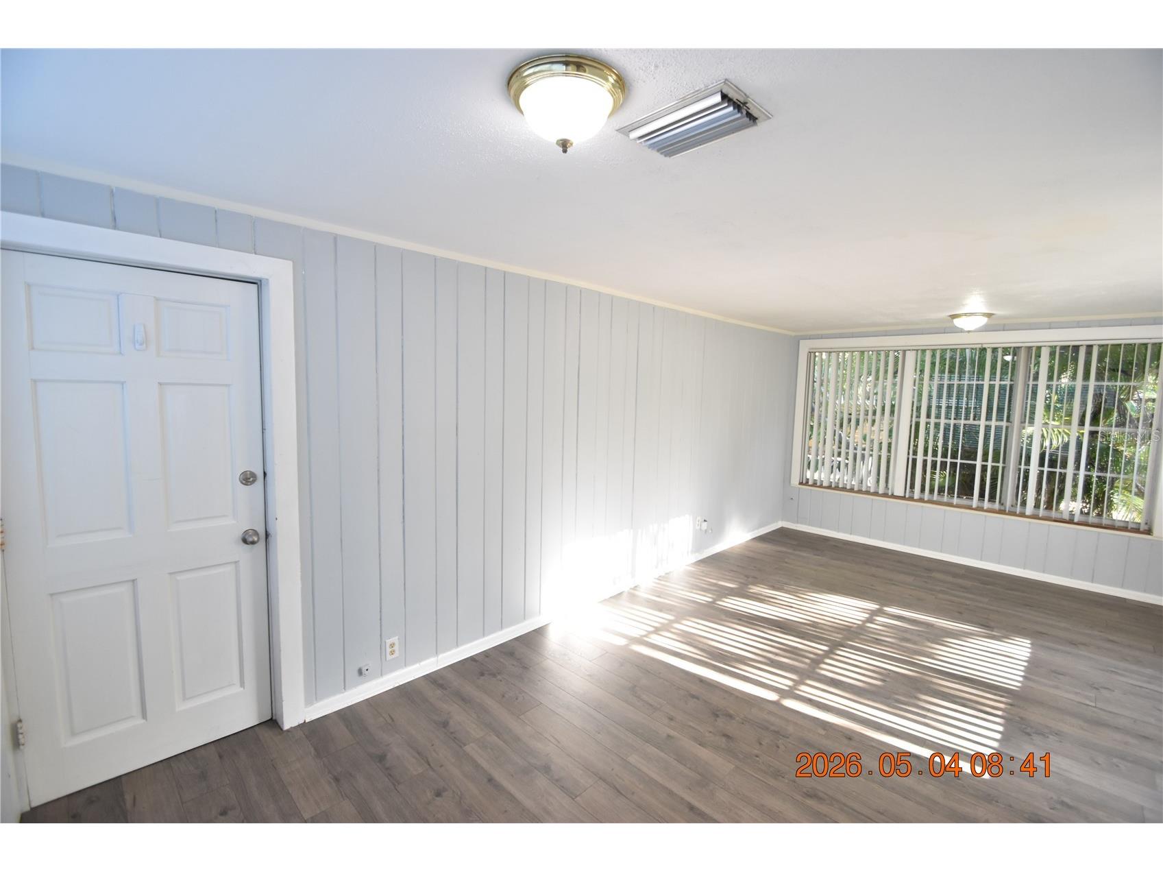 2801 Sanders Drive Tampa FL 33611 TB8504034 image6