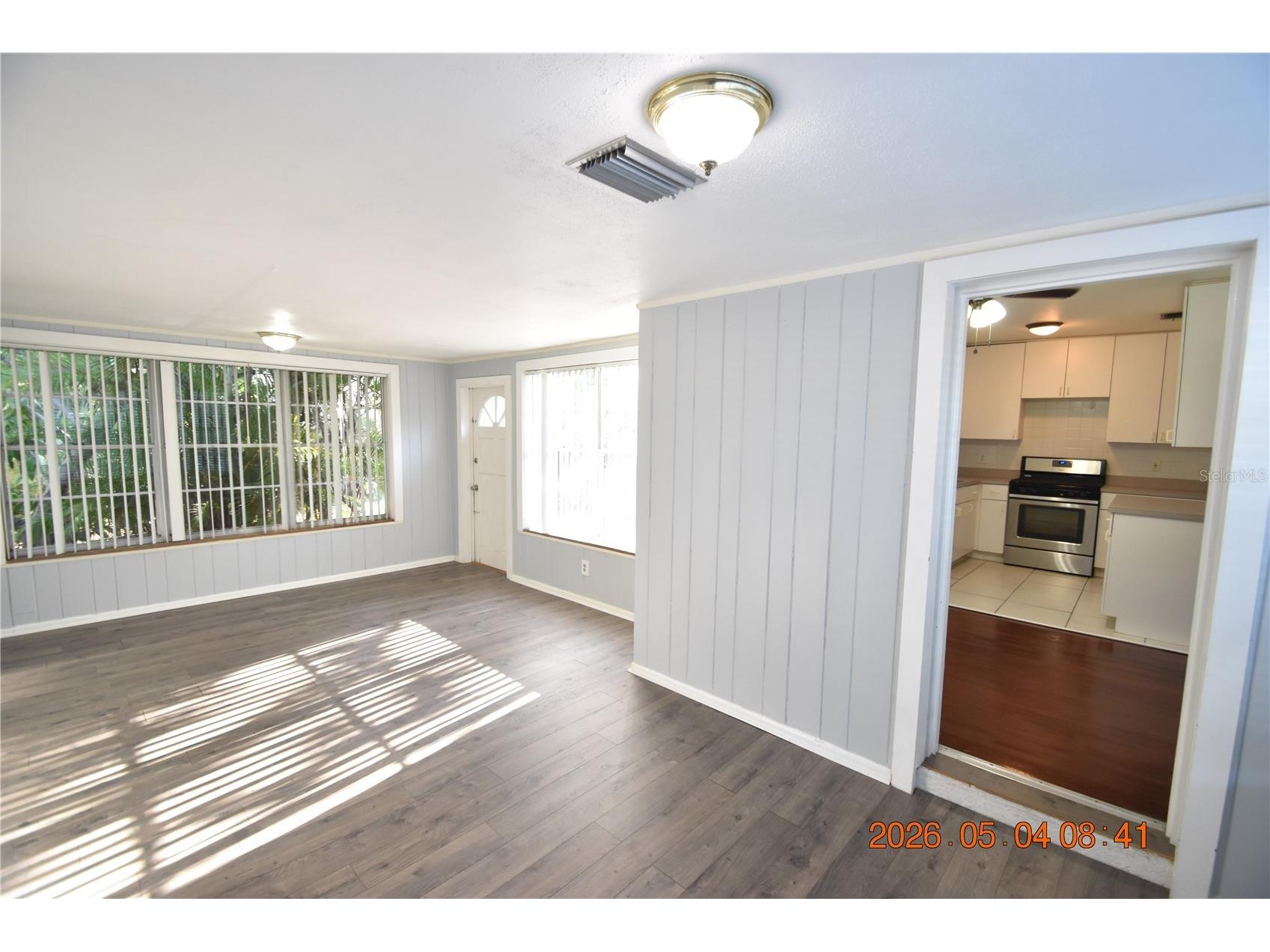 2801 Sanders Drive Tampa FL 33611 TB8504034 image7