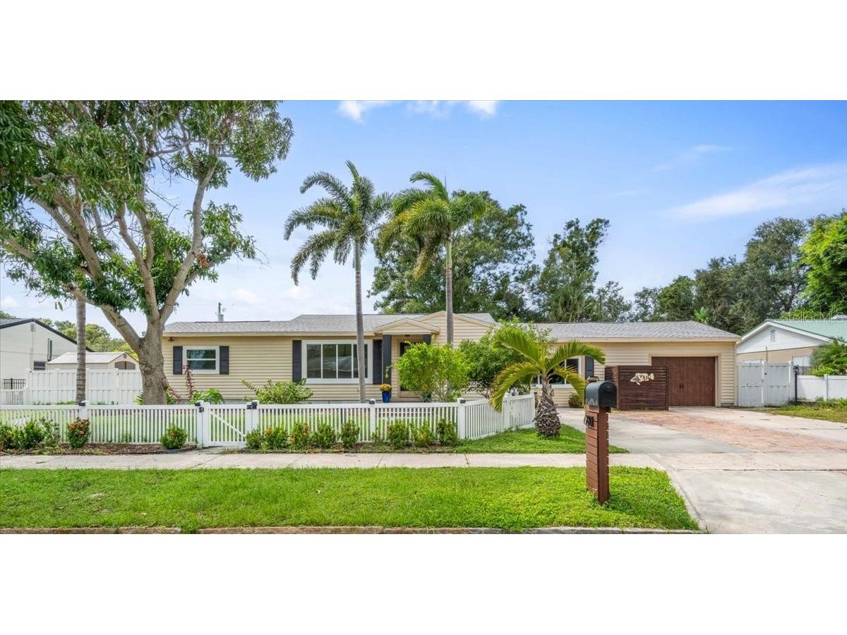 2801 Tifton Street S Gulfport FL 33711 TB8408525 image1