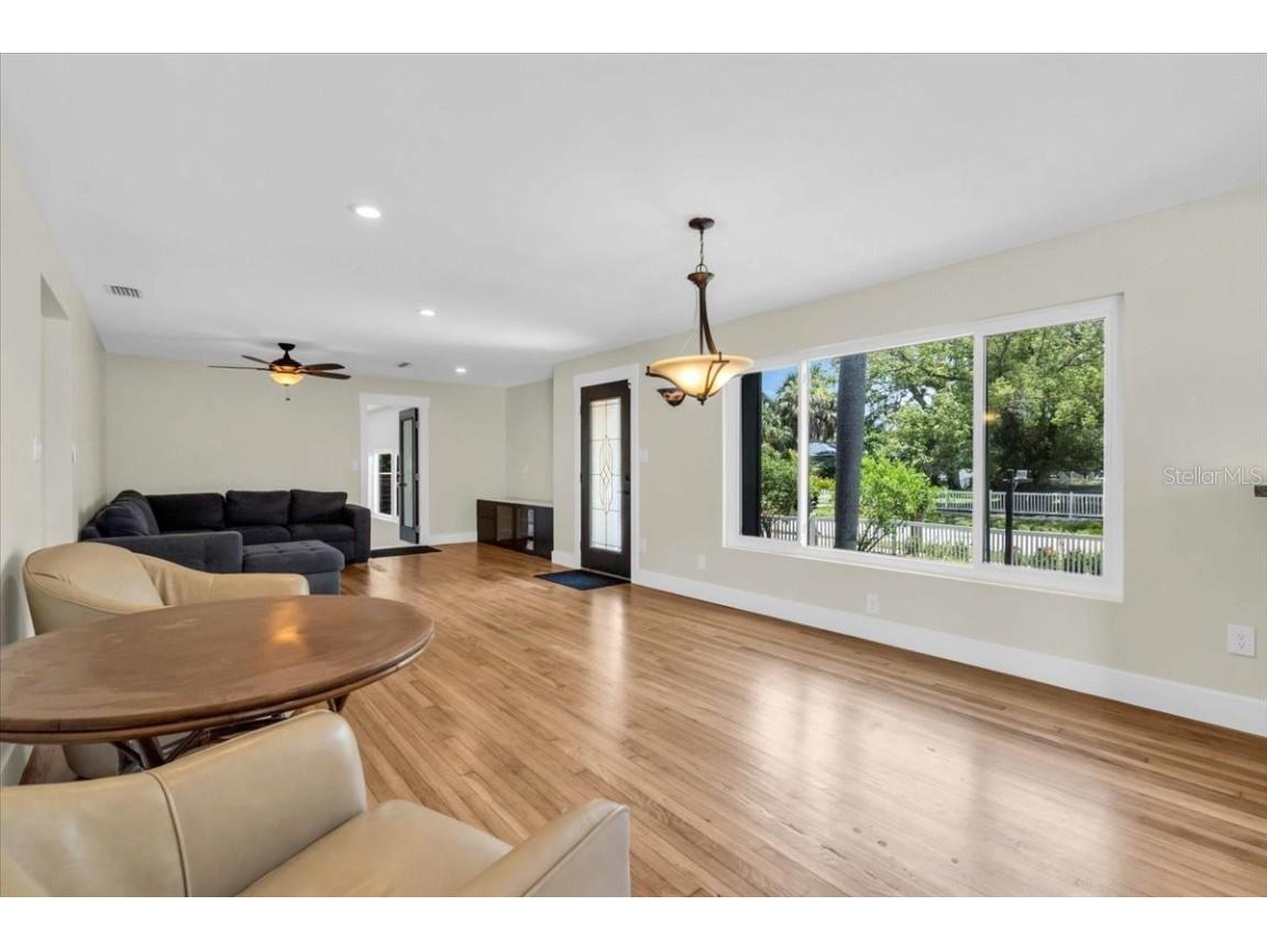 2801 Tifton Street S Gulfport FL 33711 TB8408525 image4