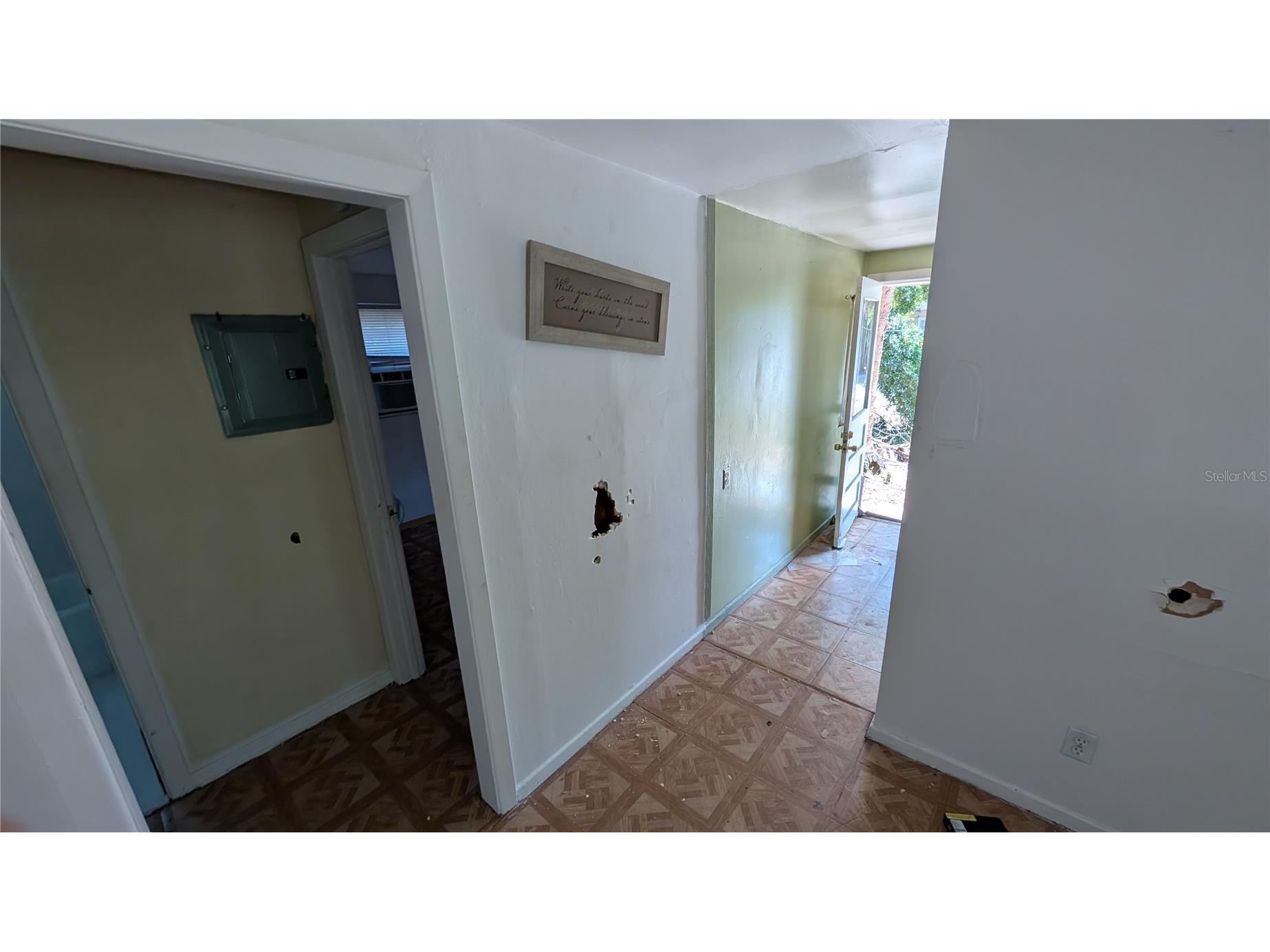 2801 W Cleveland Street Tampa FL 33609 TB8501615 image34