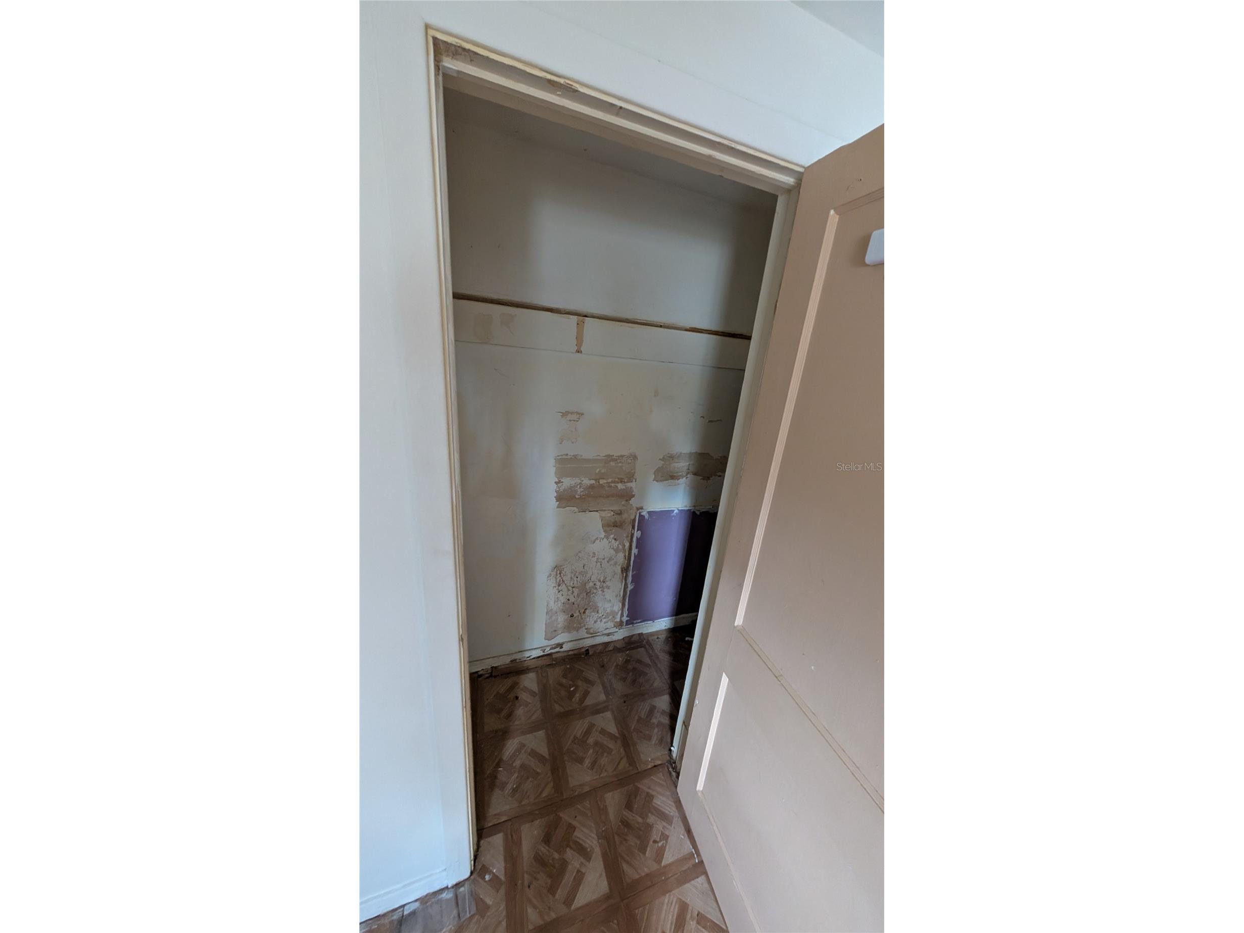 2801 W Cleveland Street Tampa FL 33609 TB8501615 image46