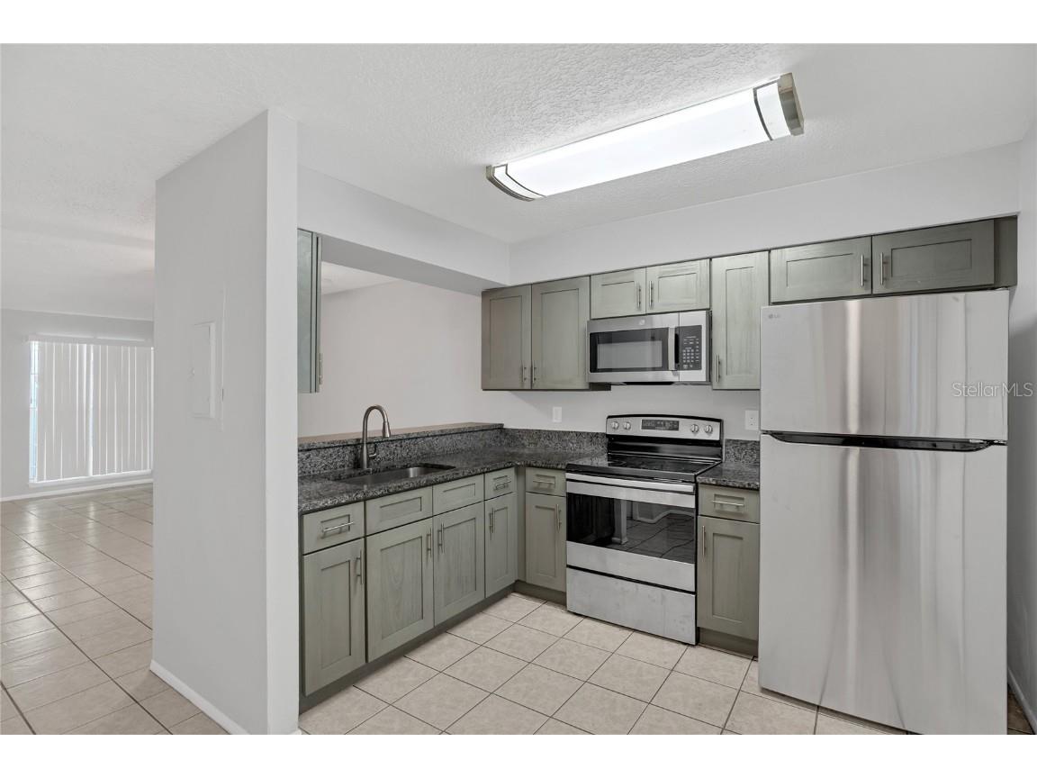 2801 Willow Run Orlando FL 32808 O6349459 image2