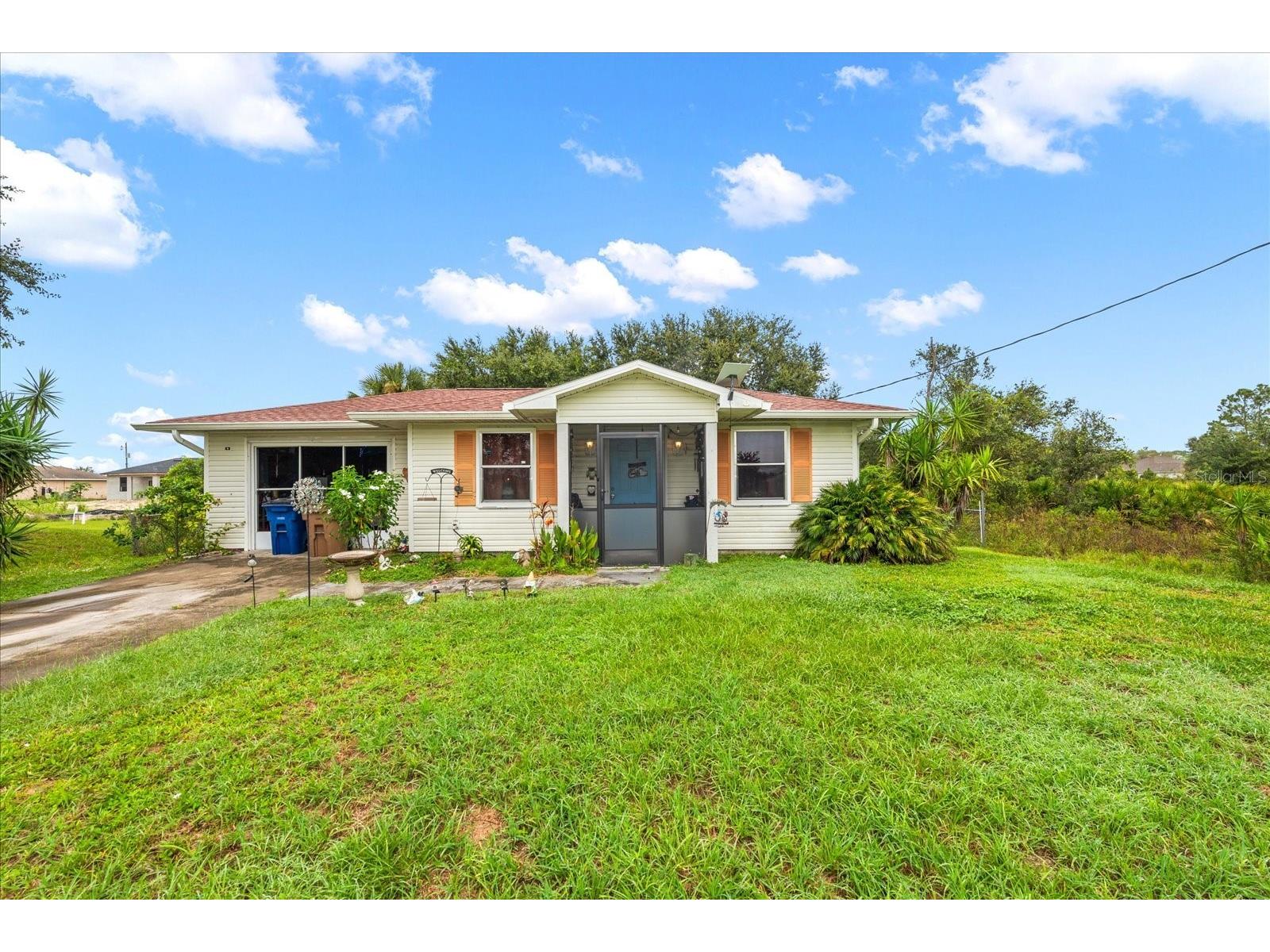 2802 73rd Street W Lehigh Acres FL 33971 TB8448191 image1
