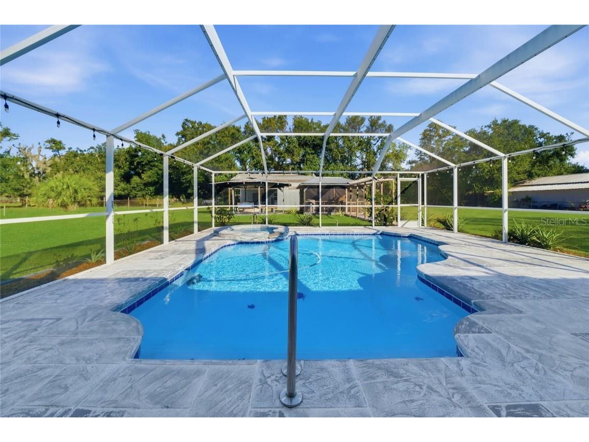 2802 Leaning Oak Lane Lithia FL 33547 TB8450471 image18