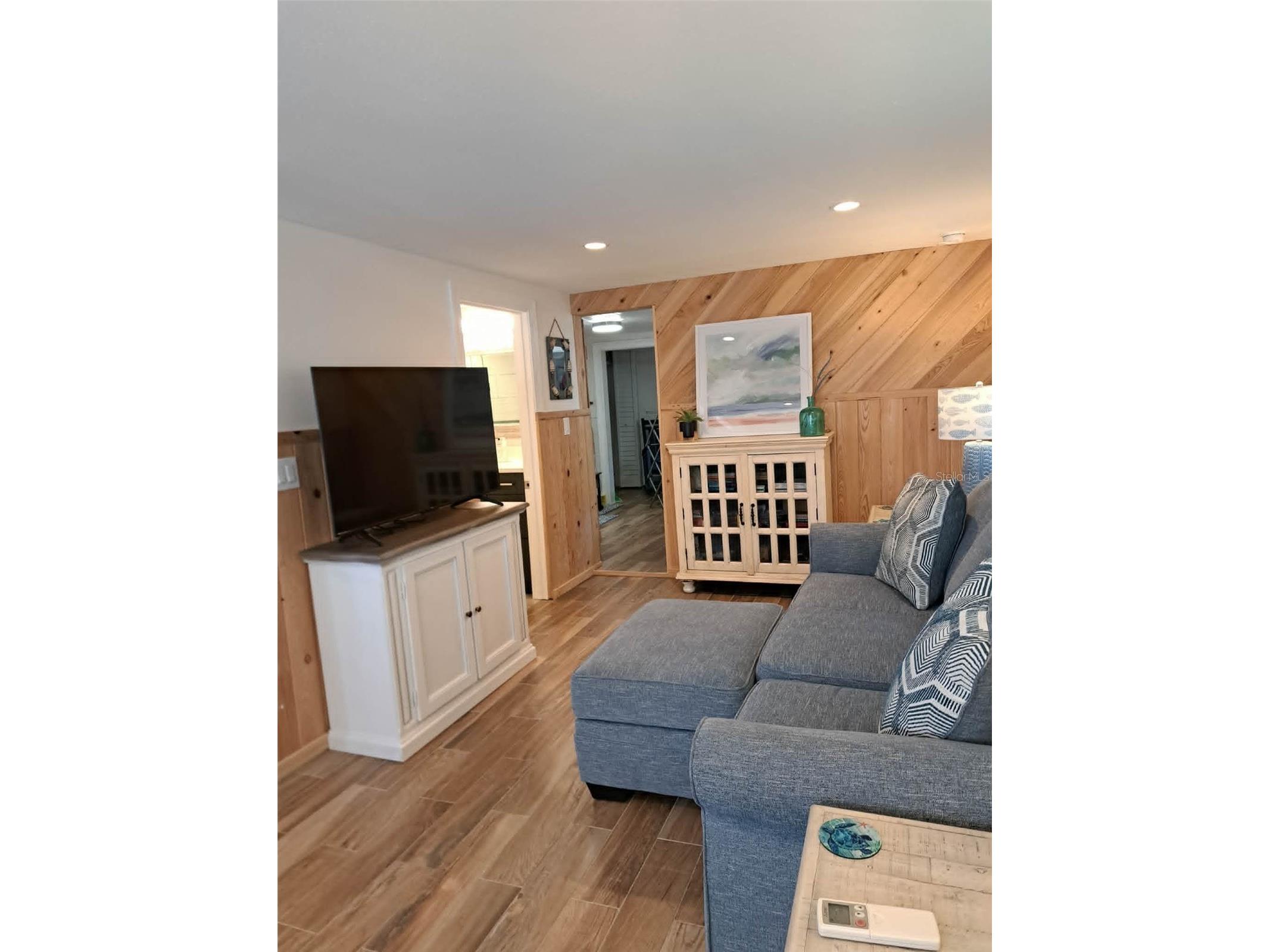 2802 Pass A Grille Way #1 Saint Petersburg FL 33706 TB8513496 image2