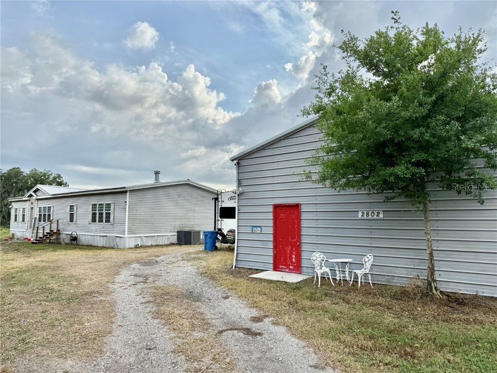 2802 Stewart Acres Lane Plant City FL 33566 W7874912 image1
