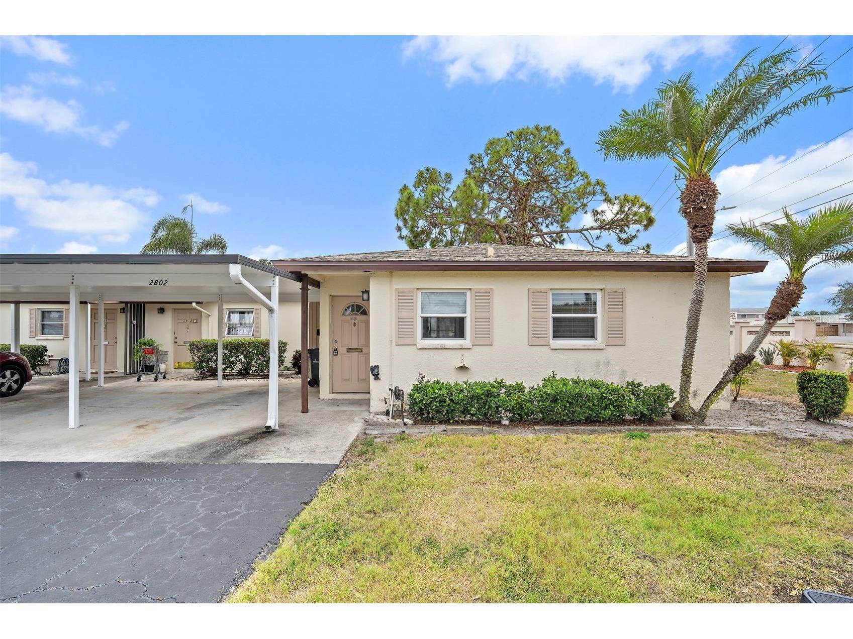 2802 Swifton Drive #V102 Sarasota FL 34231 A4692282 image1
