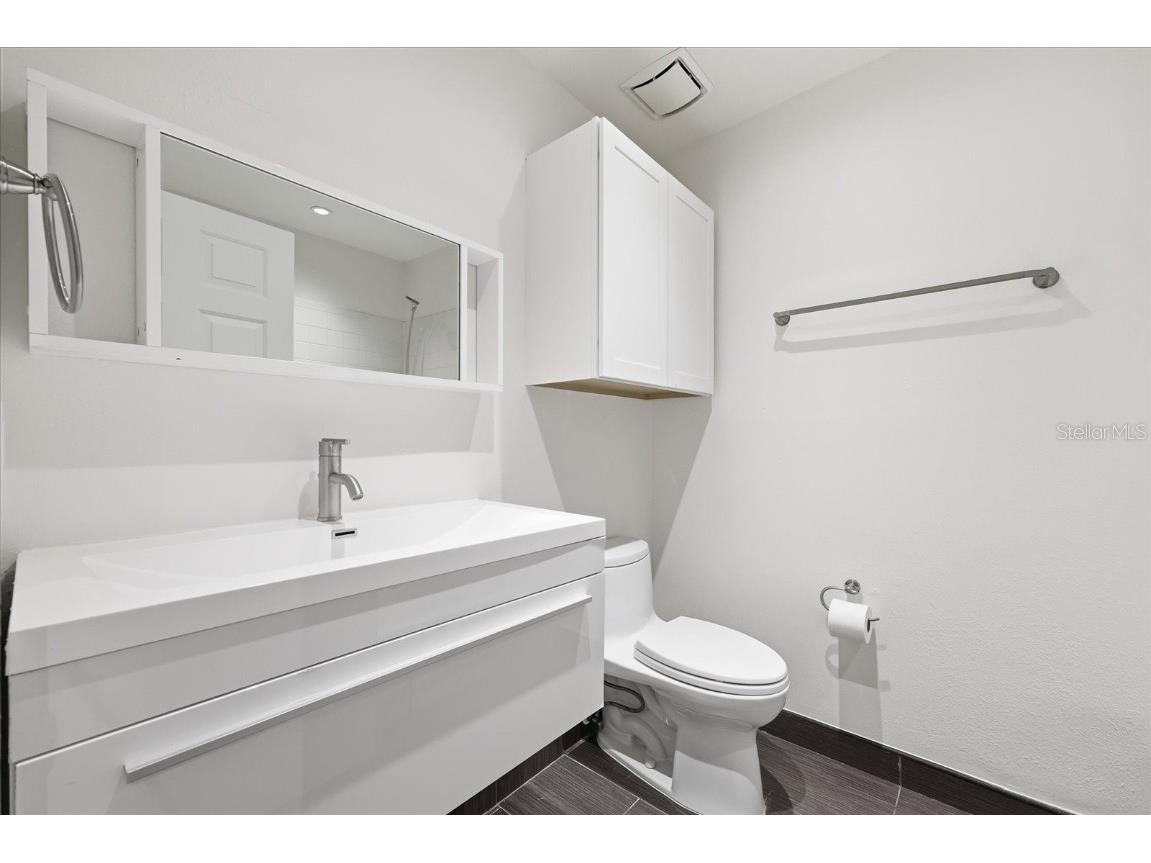 2802 W North A Street Tampa FL 33609 A4674660 image22