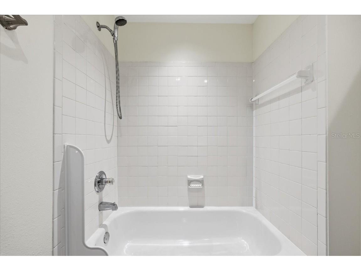 2802 W North A Street Tampa FL 33609 A4674660 image23