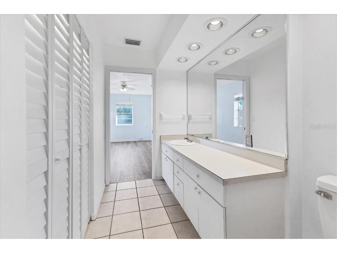 2803 10th Avenue W Bradenton FL 34205 A4669246 image25